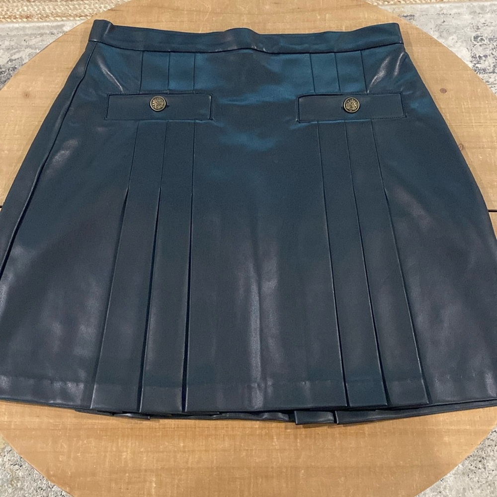 Loft pleated faux leather skirt
